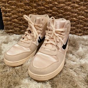 RETRO LIGHT PINK NIKES